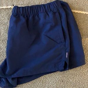 Patagonia Barely Baggie Shorts 🌊